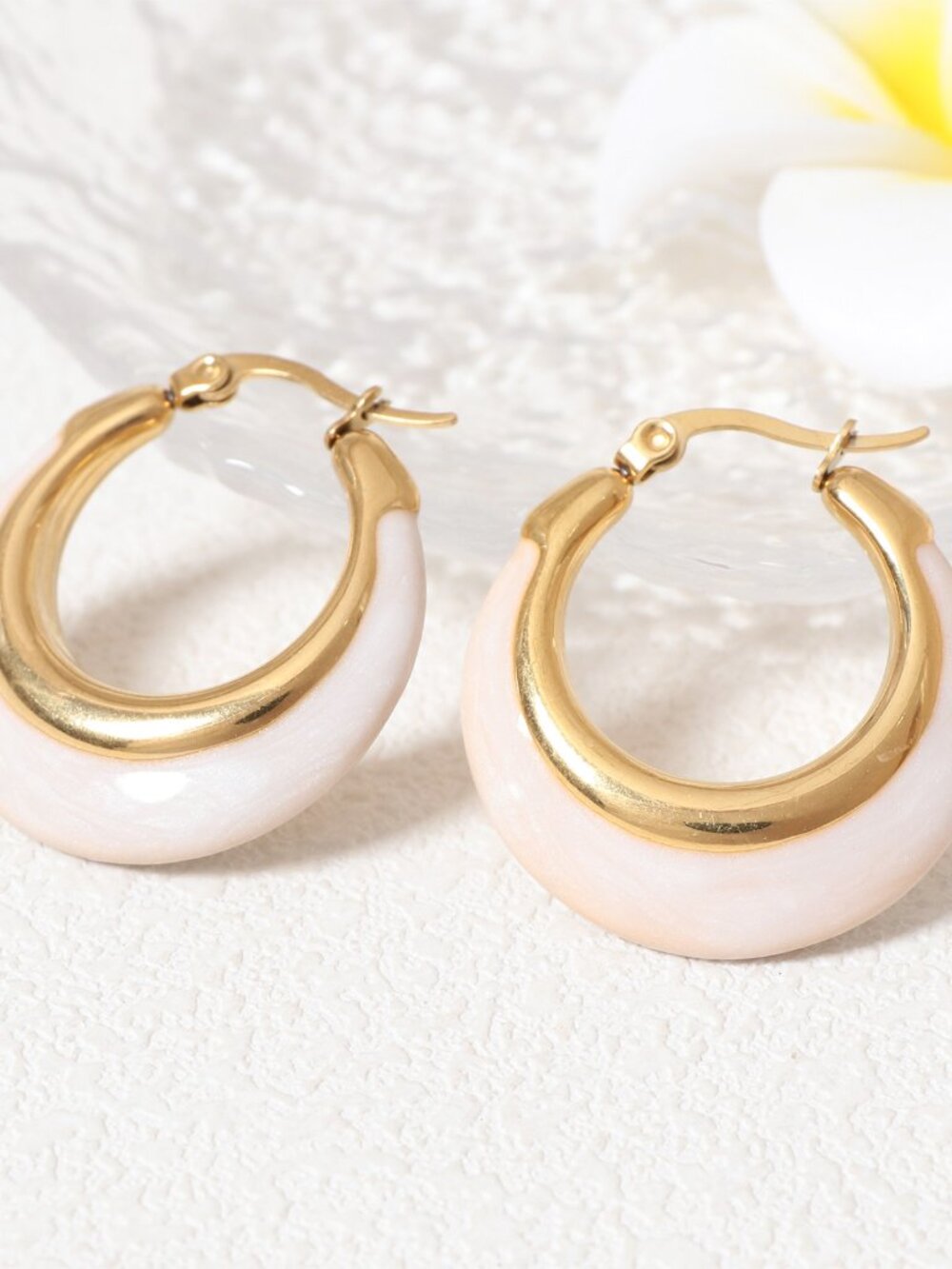Earrings - Picture 3 of 4